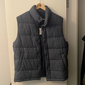 Banana republic mens puffer vest